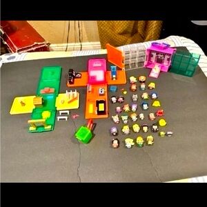 2016 My Mini MixieQ's Toy Figure Playset Rooms Figure Lot Mattel Set